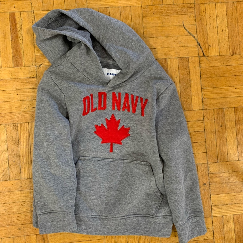 3T pullover hoodie